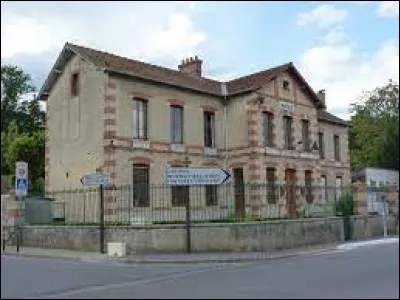 Commune de l'arrondissement de Provins, Liverdy-en-Brie se situe dans le département ...