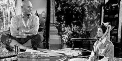 Dans "Anna et le Roi", la jeune institutrice anglaise se rend :