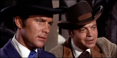 Qui interprète le rôle de James T. West dans "Les Mystères de l'Ouest" ?