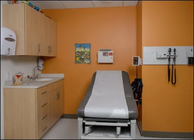 Dans un établissement scolaire, quel était votre motif pour vous rendre à l'infirmerie ?