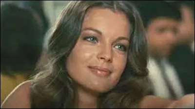 Icône du cinéma, Romy Schneider née le 23 septembre 1938 à Vienne. Inoubliable dans la trilogie de ''Sissi', et tournant dans des films cultes, elle tombe dans une grave dépression en 1974, qui aura pour point d'orgue la mort de son fils David, âgé de 14 ans, le 5 juillet 1981. Elle se suicide aux barbituriques le 29 mai 1982. Pour quel film reçoit-elle le César de la meilleure actrice en 1976 ?