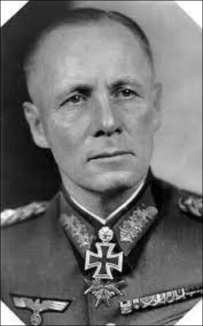 Generalfeldmarschall allemand, Erwin Rommel est né en 1891. Surnommé le ''Renard du Désert'', il reçoit l'ordre de se suicider par Hitler, suite à l'attentat manqué contre le dictateur, dans son quartier général le 20 juillet 1944 mais Rommel est innocent. S'il ne le fait pas, il sera déshonoré, ainsi que sa famille. Voulant protéger, les siens, il s'exécute, comment ?