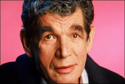 Qui est cet acteur qui joue le rôle de ''Carl Mank'' dans le film de 1977 ''Les Requins du désert'' ?