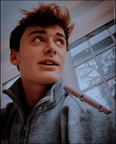 Quelle est la marque de produits de Noah Schnapp ?