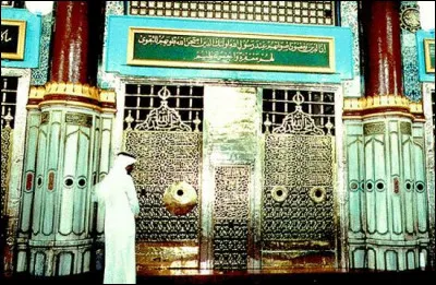 Quelle ville saoudienne abrite le tombeau de Mahomet ?