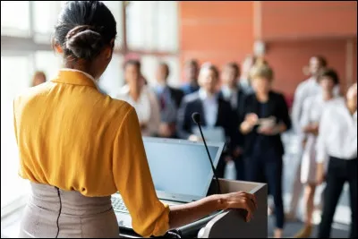 Aimes-tu parler en public ?