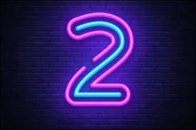 Si l'on fait : 2 + (2 x 2) - (2 / 2), a-t-on pour résultat "4" ?