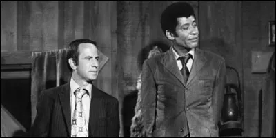 Dans "Coup double", Lennie et George sont :