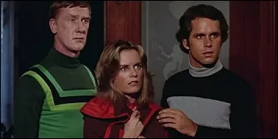 Comment s'appelle celui qui met en doute le système du gouvernement dans "L'Age de cristal" ?