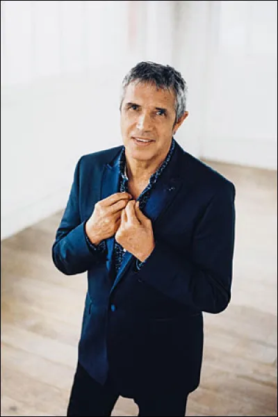 Quel est le nom de Julien Clerc à l'état civil  ?