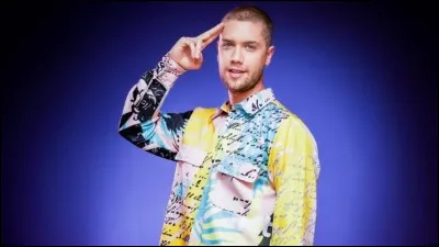 De qui tombe-t-il amoureux ?