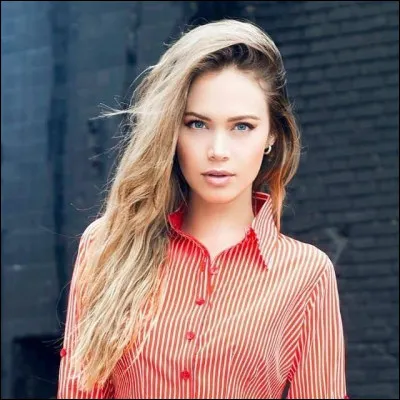 Vanessa finit-elle par devenir chanteuse elle aussi ?