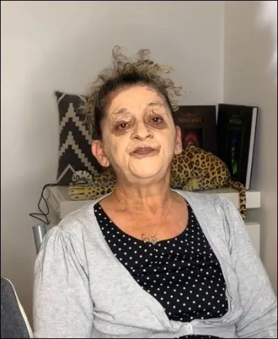 Comment s'appelle sa mère ?