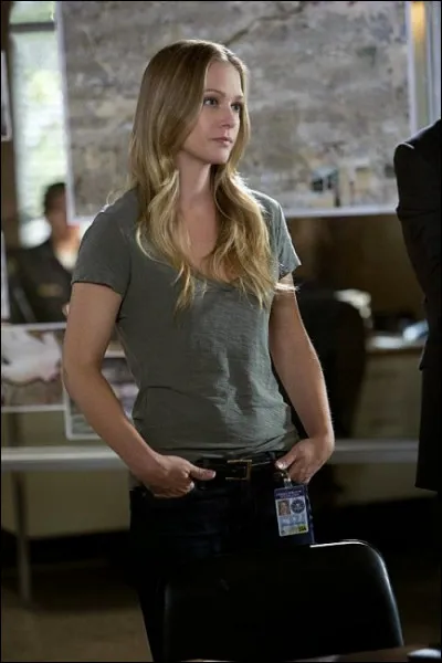 Dans quelle ville Jennifer Jareau a-t-elle vécu pendant son enfance ?