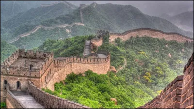 Monument : Quelle information concernant la Grande Muraille de Chine est fausse ?