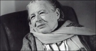 Laquelle des deux Marguerite a dit, à propos de l'autre : "Elle a écrit "Hiroshima, mon amour", pourquoi pas "Auschwitz, mon chou"" ?