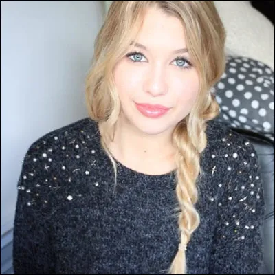 Qui est cette youtubeuse ?
