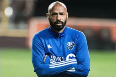 Sport : 
Né aux Ulis (Essonne) le 17 août 1977, Thierry Henry est un ancien footballeur pro, reconverti en entraîneur. Évoluant de 1994 à 2014 comme attaquant, notamment pour l'As Monaco, la Juventus de Turin ou encore Arsenal. En 123 sélections en équipe de France de 1997 à 2010, combien de buts a-t-il inscrits sous le maillot tricolore ?