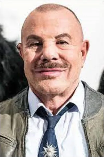 Haute couture / parfumeur : 
Styliste, grand couturier, créateur de vêtements et de parfums, ainsi que metteur en scène et photographe, Thierry Mugler est né à Strasbourg le 21 décembre 1945, et mort à son domicile de Vincennes, le 23 janvier 2022. Quel parfum n'a-t-il pas créé ?