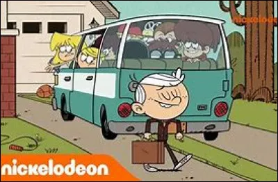 Avec qui Léni partage-t-elle sa chambre ?