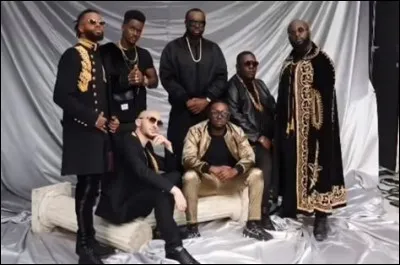 Sur quel réseau le groupe a-t-il fait entendre un troisième extrait de "L'Apogée", à l'époque ?