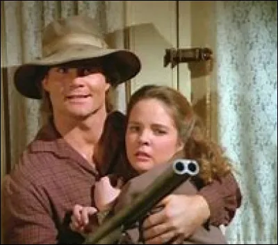 A quoi Mary participe-t-elle dans l'&eacute;pisode ''L'orgueil du village'' ?