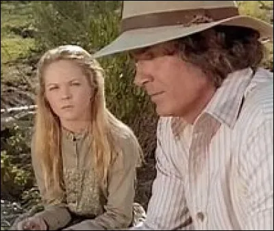 Qui va-t-elle rencontrer l&agrave;-bas ?