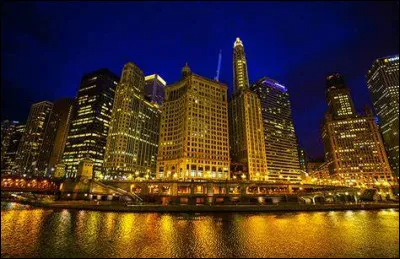 Comment a-t-on appelé la période de crise survenue entre 1929 et 1939 dans ce pays ?