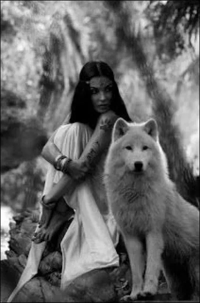 Parèdre du célèbre loup-garou, très présente dans la légende vendéenne. Qui est-elle ?