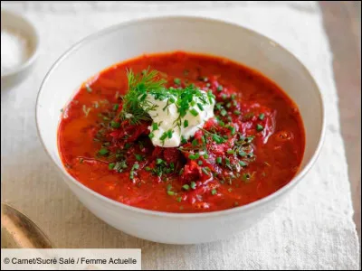 Gastronomie : Quel ingrédient n'entre pas dans la recette du bortsch russe ?