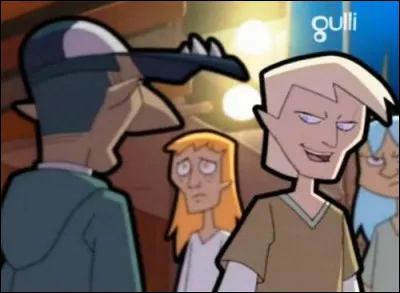 Dans la S1, dans quel épisode Requin et Ben se disputent-ils la place de chef lors d'un match décisif ?