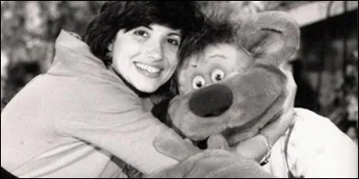 Dans "Calin Matin", Marie jouait la "maman", réparant toutes les bêtises de :