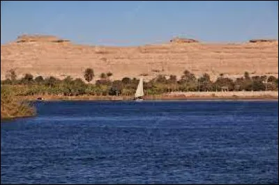 Lequel de ces grands fleuves traverse le Sahara ?