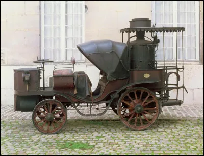 Quel &eacute;tait le nom de l'automobile &agrave; vapeur con&ccedil;ue en 1878 par le Fran&ccedil;ais Am&eacute;d&eacute;e Boll&eacute;e ?