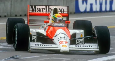 Sur quelle voiture Ayrton Senna devient-il champion du monde de Formule 1 en 1988 ?