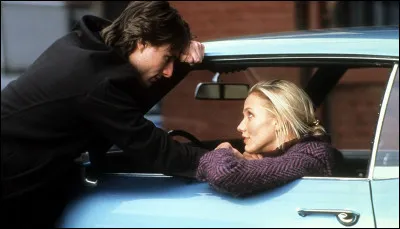 Dans ce film, un accident de voiture le défigure et ruine sa vie :