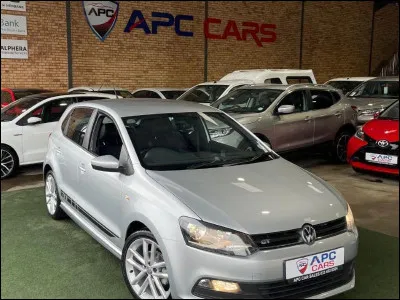 Comment s'appelle la comédie musicale américaine animée par ordinateur et sortie en 2021 ?