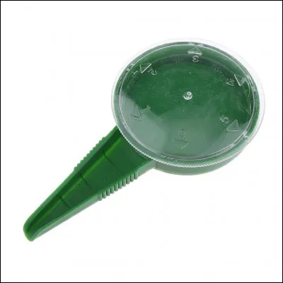 Quel est le nom de cet outil de jardinage ?