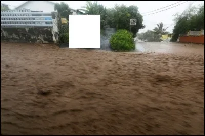 Suite à de fortes précipitations, il peut y avoir un risque...