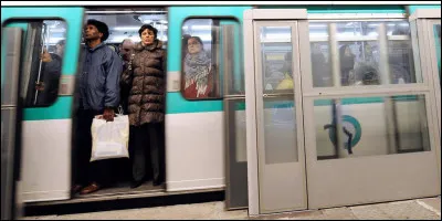 En quelle année a été inauguré le métro parisien ?