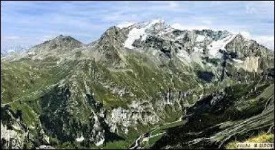 Quelle est l'altitude du Mont Pourri, un sommet se situant dans la Vanoise ?