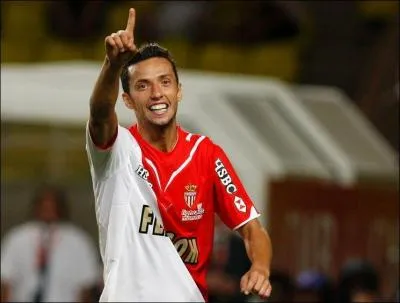 Dans quel club voluera la saison prochaine Nn ?