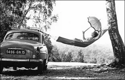 Quelle est cette auto qui permet de tendre le hamac ?