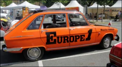 Quelle est cette auto d'une radio célèbre des années 70 ?