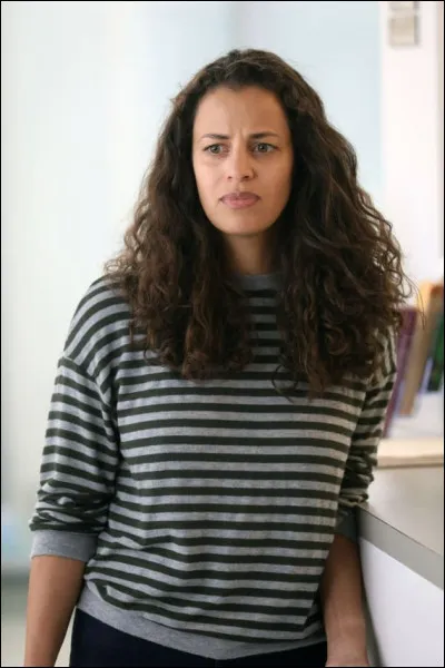 Que Grace voulait-elle faire en mémoire de son frère ?