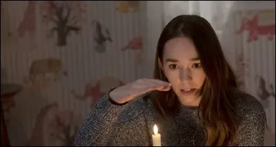 Avec qui Angelina pense-t-elle avoir un lien particulier ?