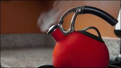 Que faut-il ajouter à "bou" pour obtenir le nom d'un ustensile de cuisine utilisé pour chauffer un liquide ?