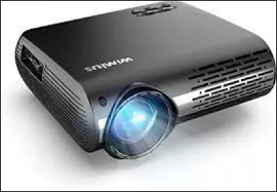 Qui est derri&egrave;re Horace quand celui-ci projette les images de son r&ecirc;ve ?