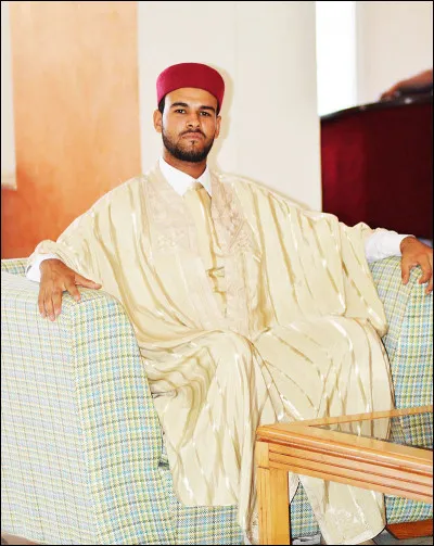 Culture : Comment se nomme cet habit traditionnel tunisien ?