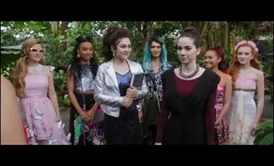 Quel est le nom de famille McKeyla ?